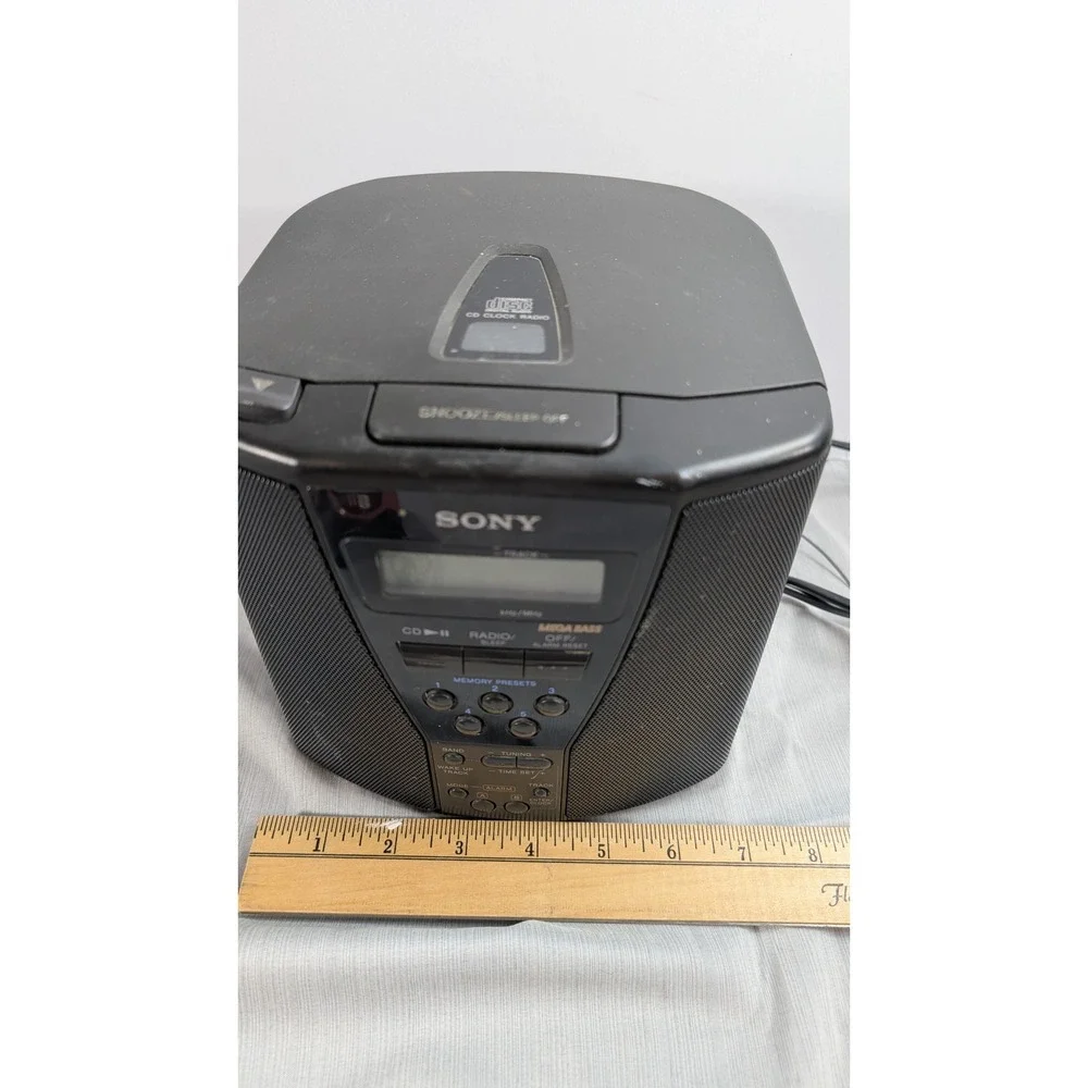 Sony CD Clock Radio ICF-CD833 Black Mega Bass AM/FM Digital Tuner Alarm